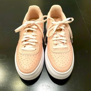 Nike Women Court VISION Alta W9